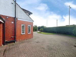 External- click for photo gallery
